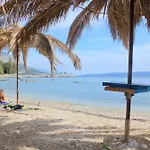 Apartman Family Friendly Seaside - Omis - 8668 *