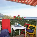 Apartman Family Friendly Seaside - Omis - 8668 Duće